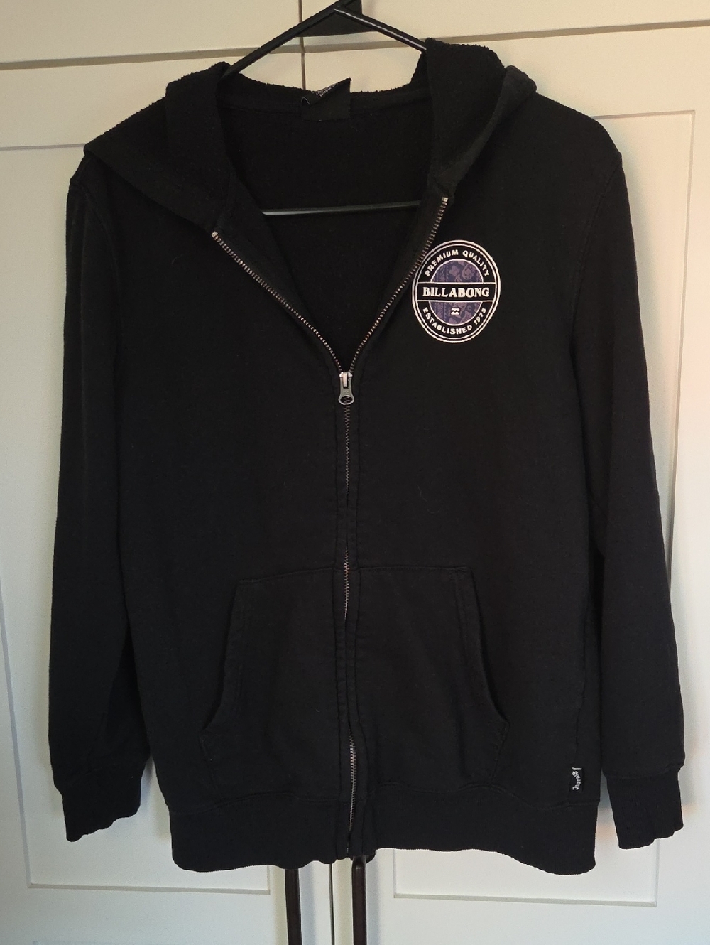 Billabong Black Full-Zip Hooded Sweatshirt with Chest Emblem